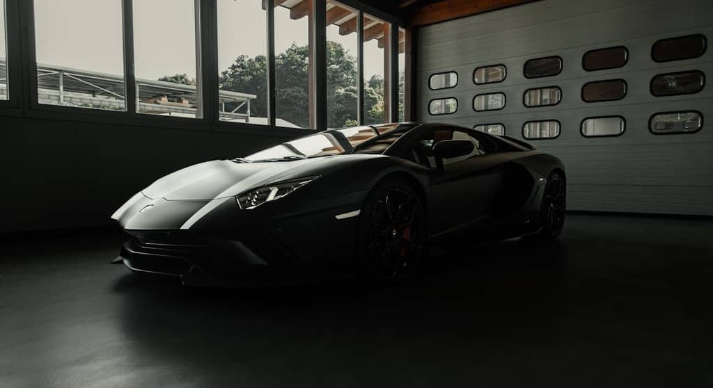 Top 7 Mistakes First-Time Supercar Renters Make in Dubai